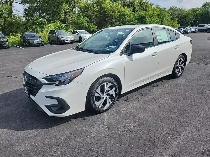 2025 Subaru Legacy Base photo 1