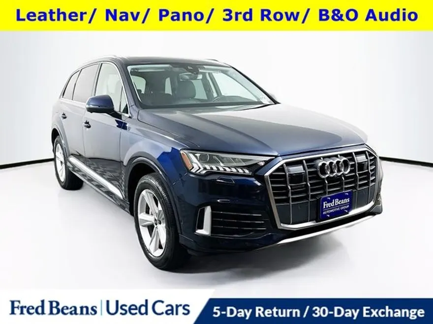 2024 Audi Q7 45 Premium Plus photo 1
