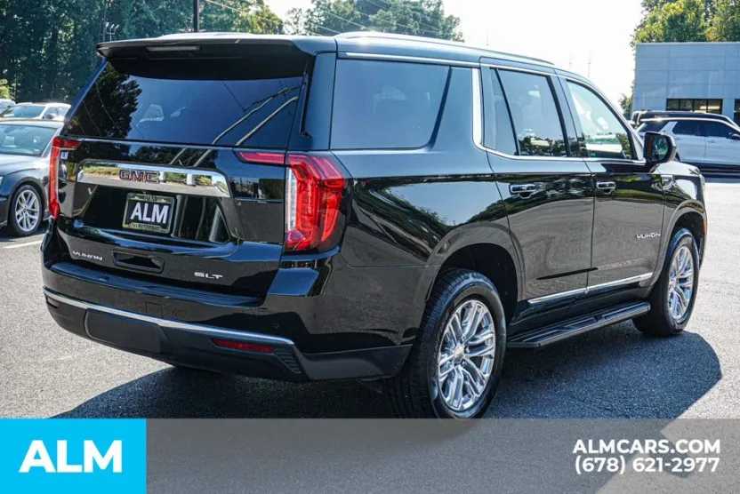 2024 Gmc Yukon SLT photo 1