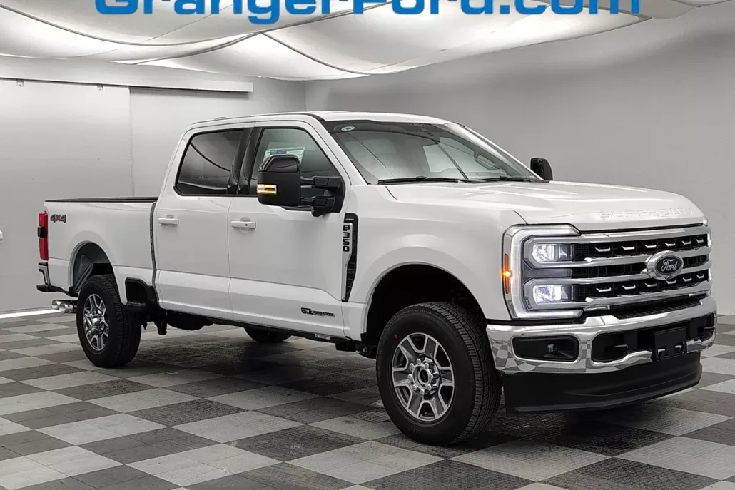 2026 Ford F-350 Lariat photo 1