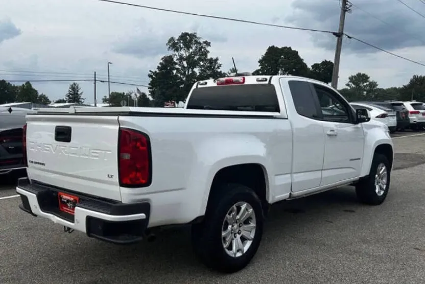 2022 Chevrolet Colorado LT photo 1