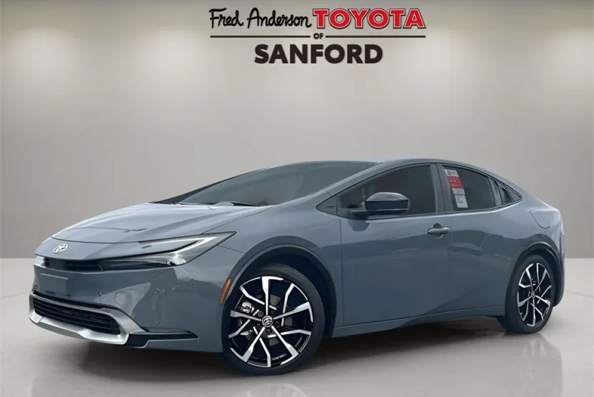 2026 Toyota Prius Plug-in Hybrid XSE photo 1