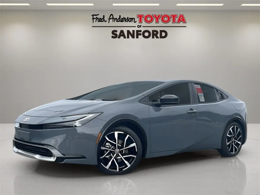 2026 Toyota Prius Plug-in Hybrid XSE photo 1