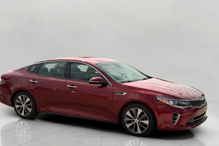 2016 Kia Optima SX Turbo photo 1