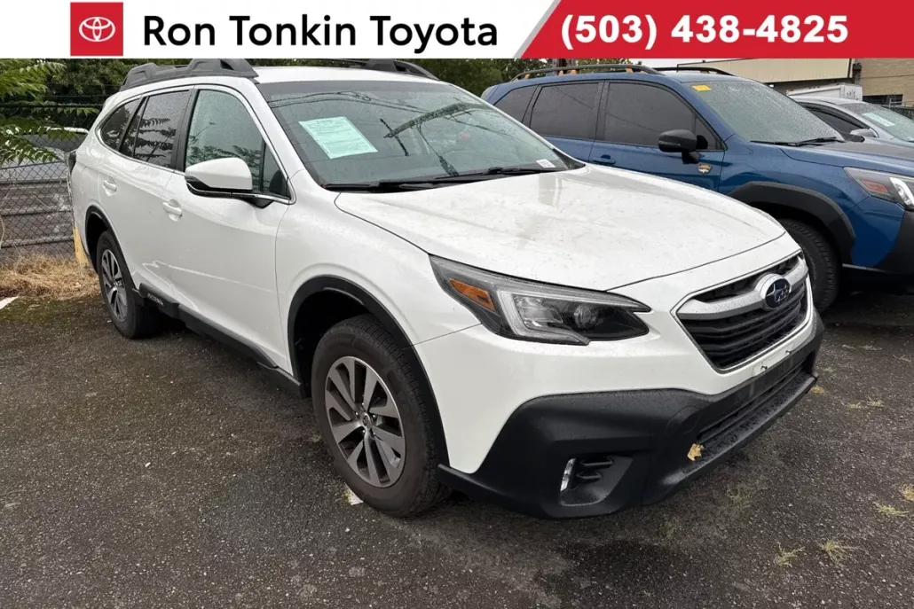 2022 Subaru Outback Premium photo 1