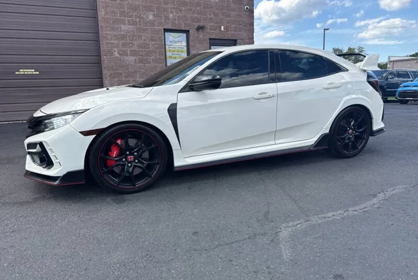 2021 Honda Civic Type R Touring photo 1