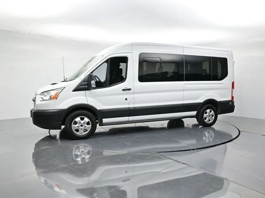 2019 Ford Transit photo 1
