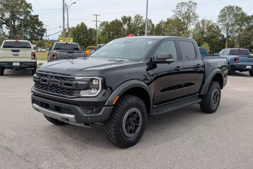 2025 Ford Ranger Raptor photo 1