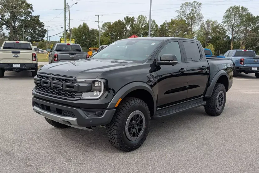 2025 Ford Ranger Raptor photo 1