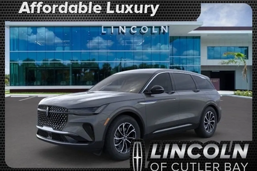 2025 Lincoln Nautilus Premiere photo 1