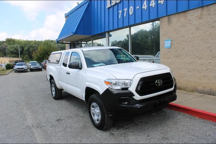 2022 Toyota Tacoma SR5 Access Cab photo 1