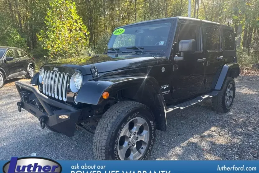 2017 Jeep Wrangler Unlimited Sahara photo 1