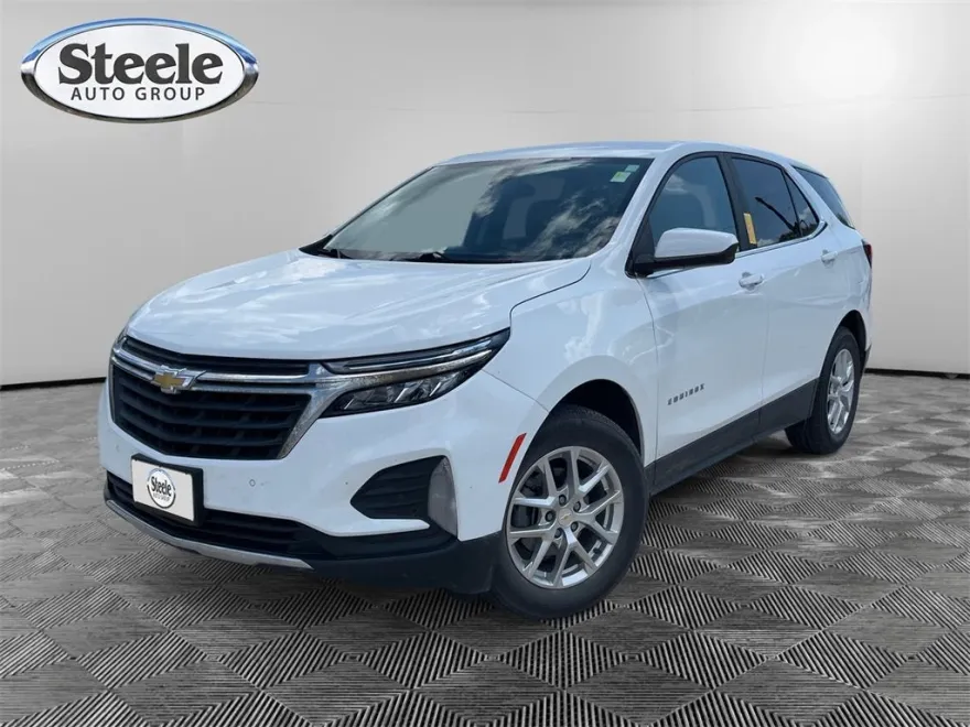 2022 Chevrolet Equinox LT photo 1