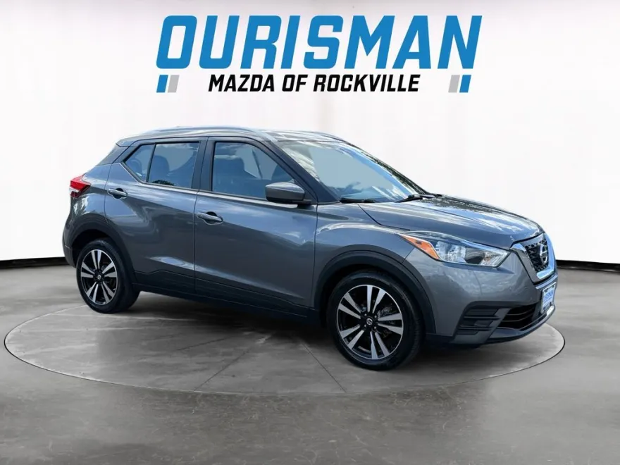 2020 Nissan Kicks SV photo 1