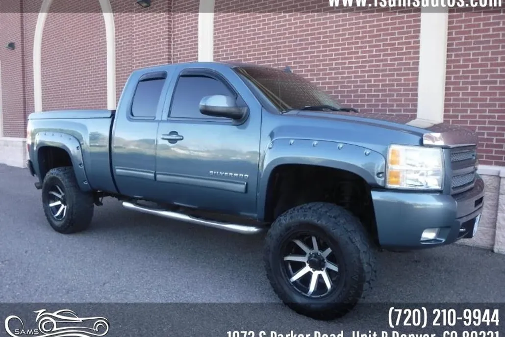 2009 Chevrolet Silverado 1500 LT photo 1