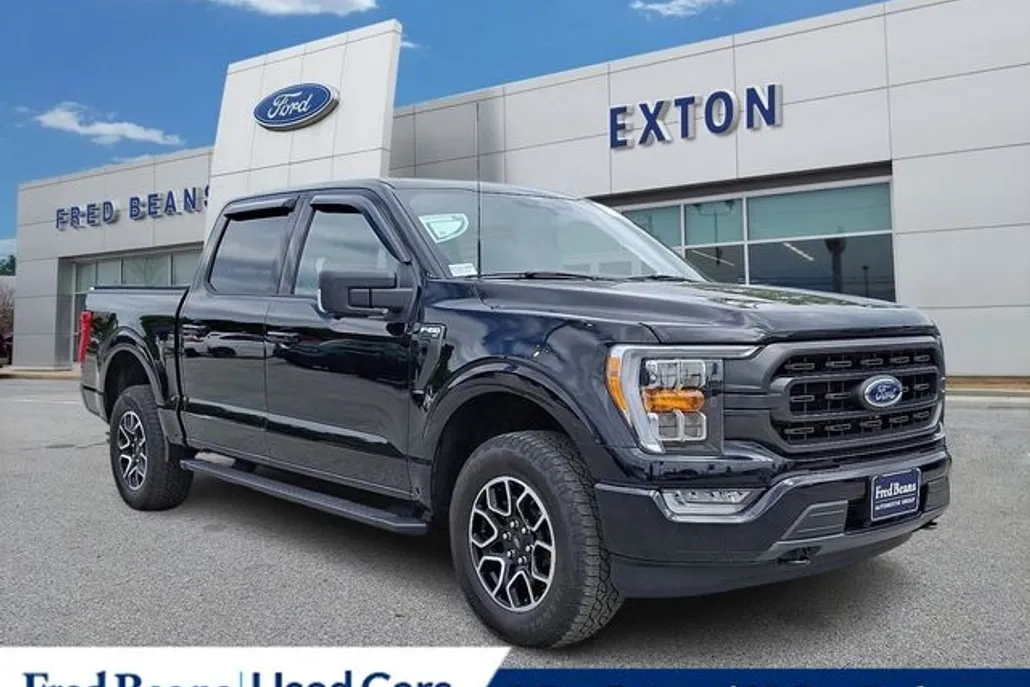 2022 Ford F-150 XLT photo 1