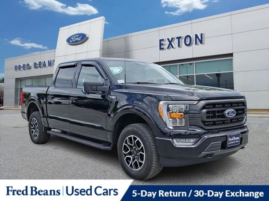 2022 Ford F-150 XLT photo 1