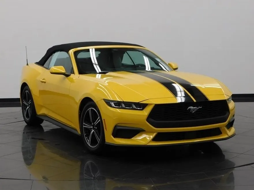 2024 Ford Mustang EcoBoost Premium Convertible photo 1