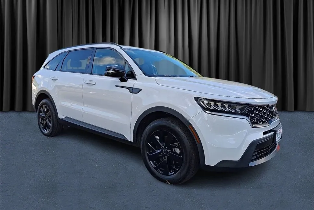 2021 Kia Sorento S photo 1