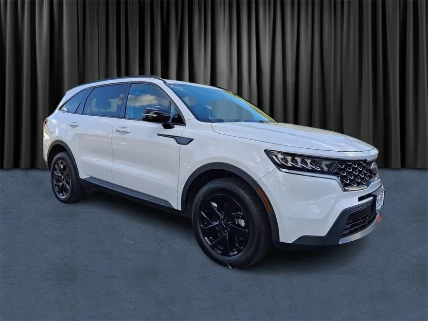 2021 Kia Sorento S photo 1