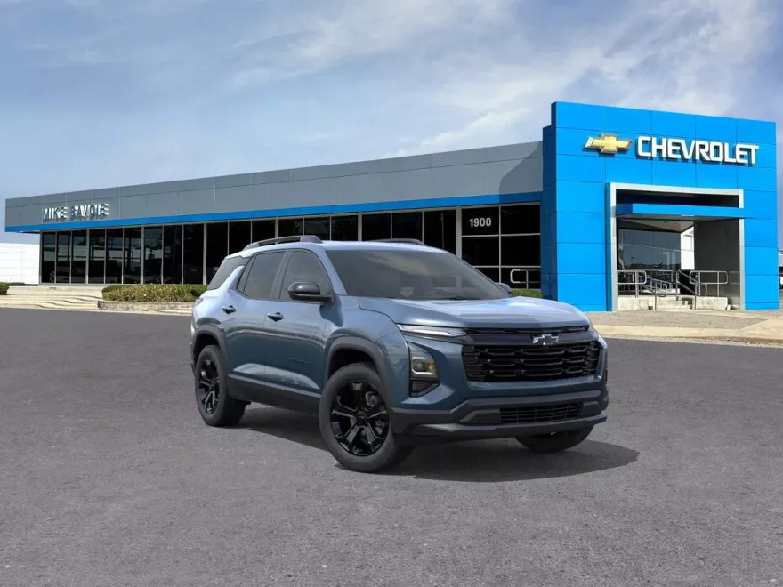 2026 Chevrolet Equinox LT photo 1