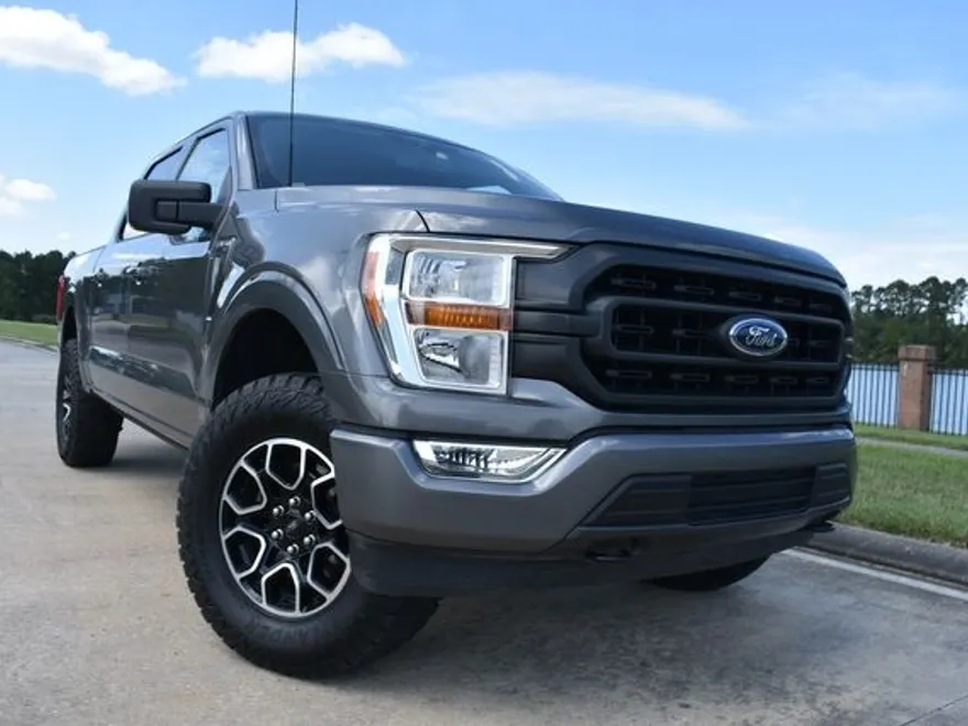 2021 Ford F-150 XLT photo 1