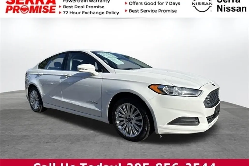 2014 Ford Fusion Hybrid SE photo 1