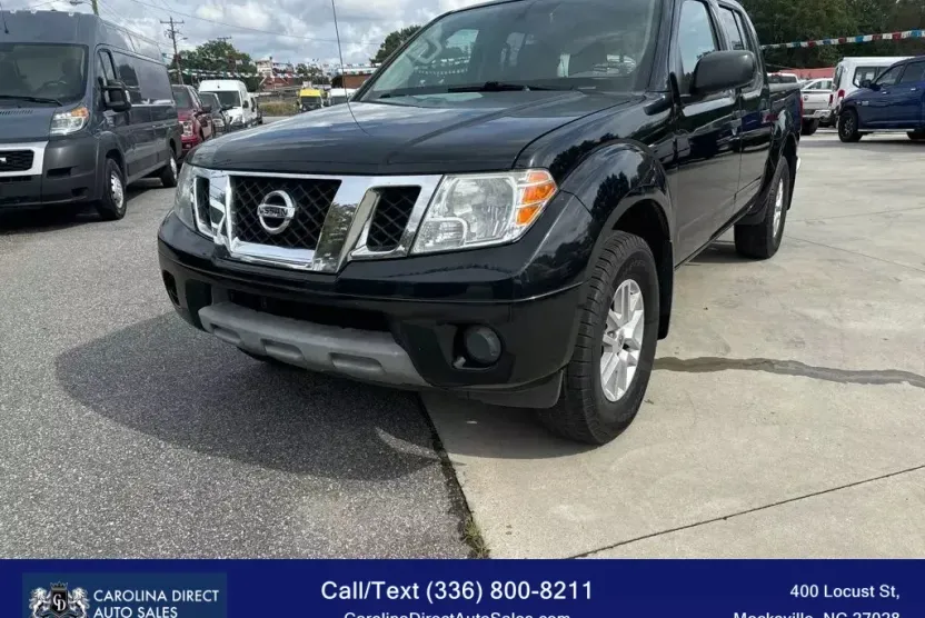 2018 Nissan Frontier Crew Cab SV photo 1