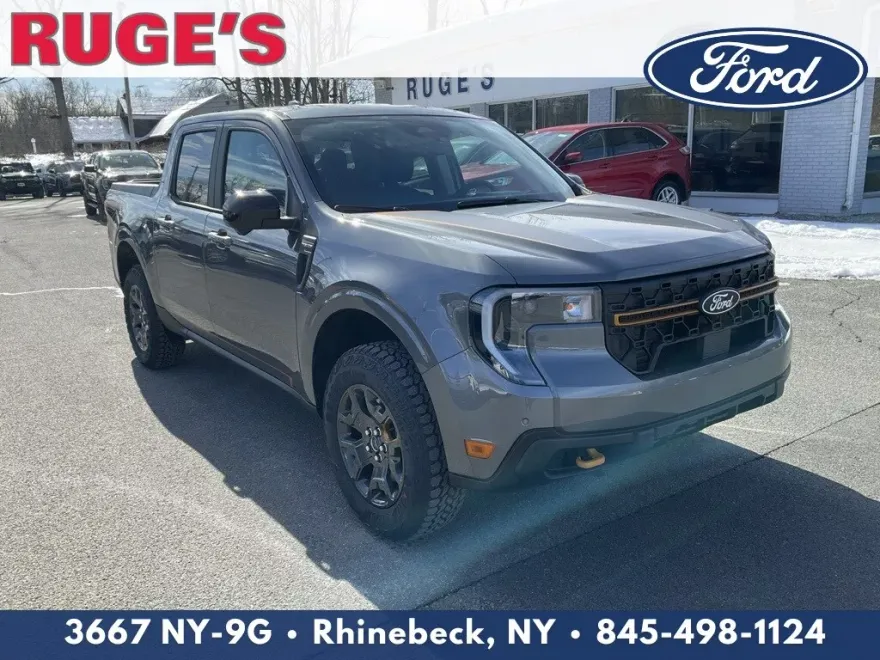 2025 Ford Maverick Tremor photo 1