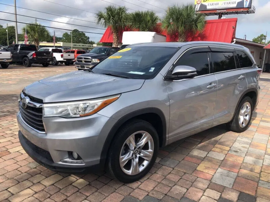 2016 Toyota Highlander Limited photo 1