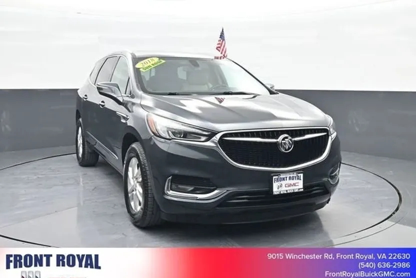 2018 Buick Enclave Essence photo 1