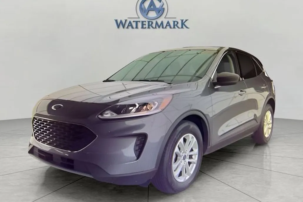 2022 Ford Escape SE photo 1