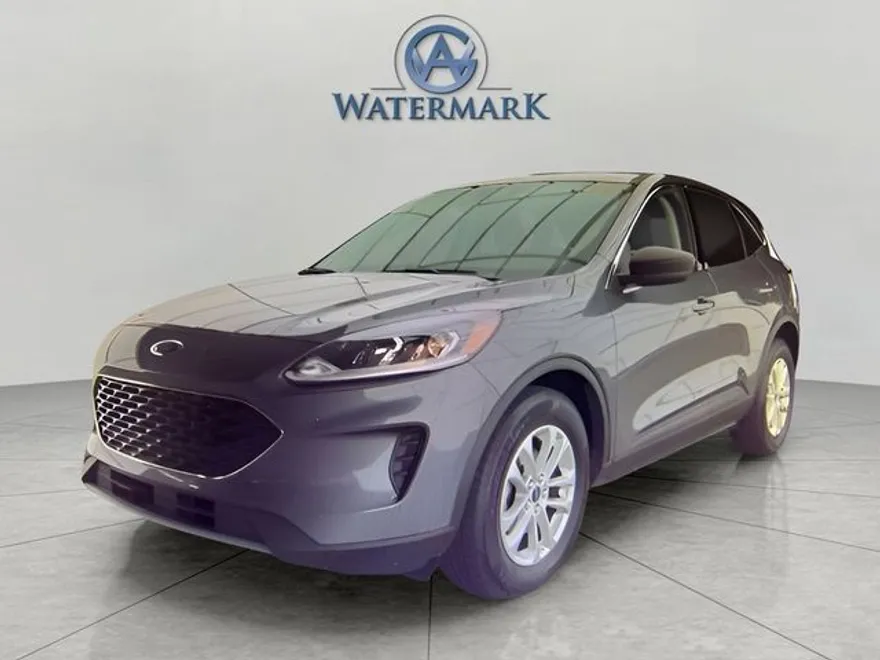 2022 Ford Escape SE photo 1