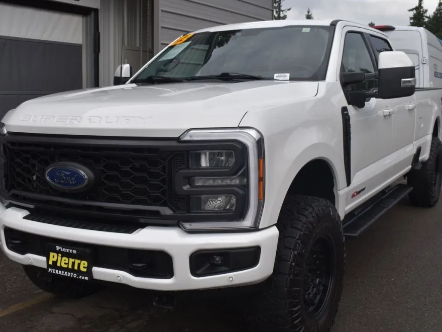 2023 Ford F-350 photo 1