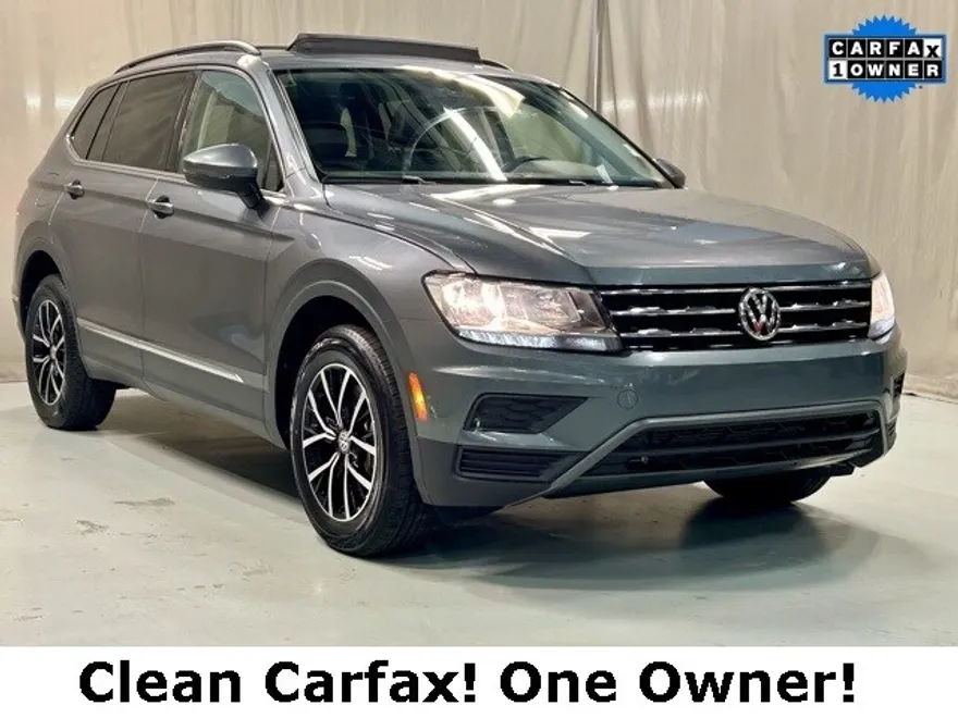 2021 Volkswagen Tiguan R-Line Black SEL photo 1