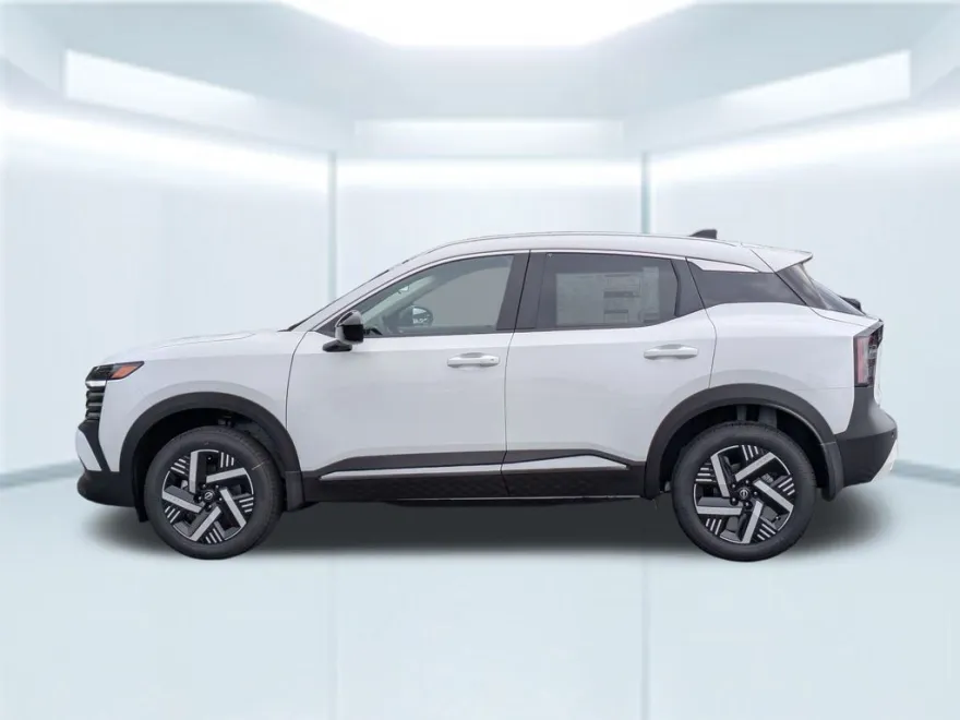 2026 Nissan Kicks SV photo 1