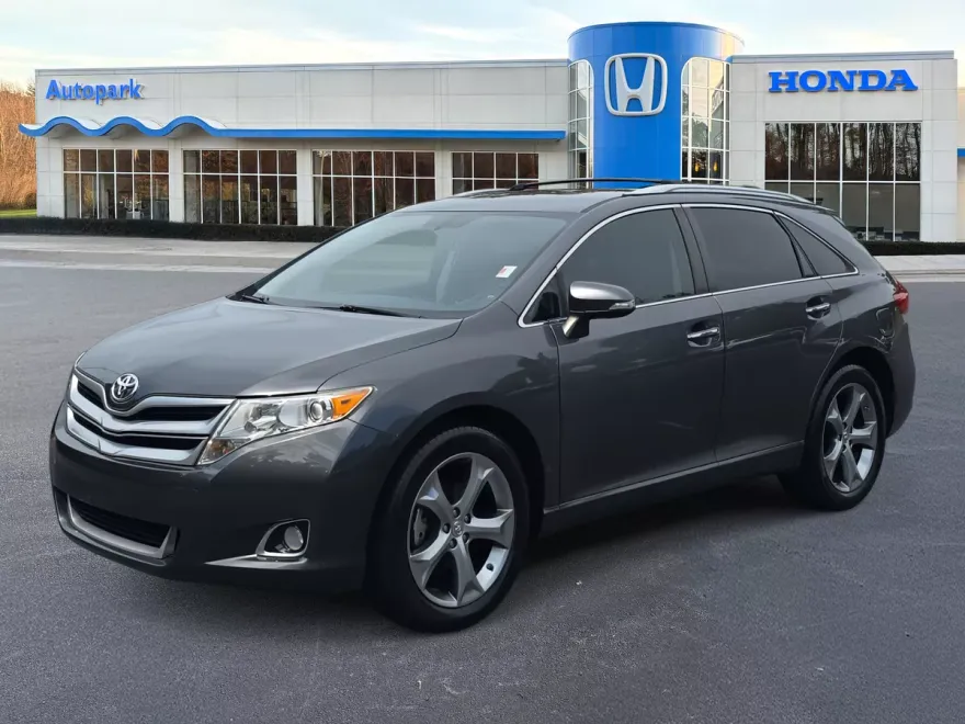2014 Toyota Venza XLE photo 1