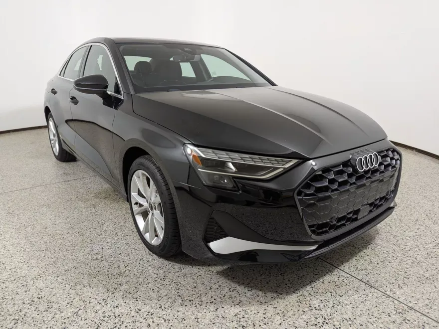 2025 Audi A3 2.0T Premium photo 1