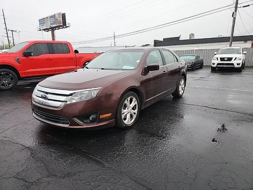 2012 Ford Fusion SE photo 1