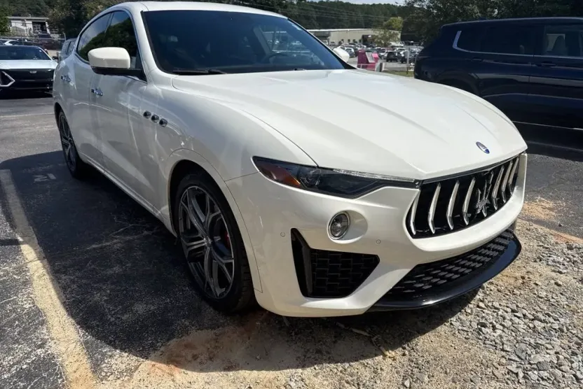 2020 Maserati Levante GT photo 1