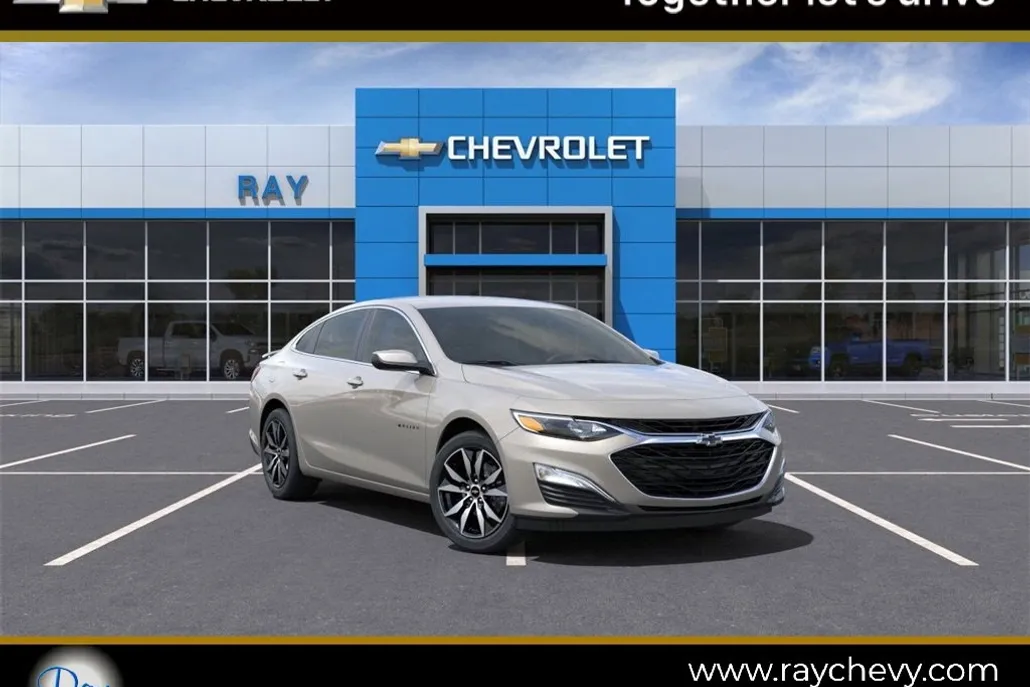 2025 Chevrolet Malibu RS photo 1