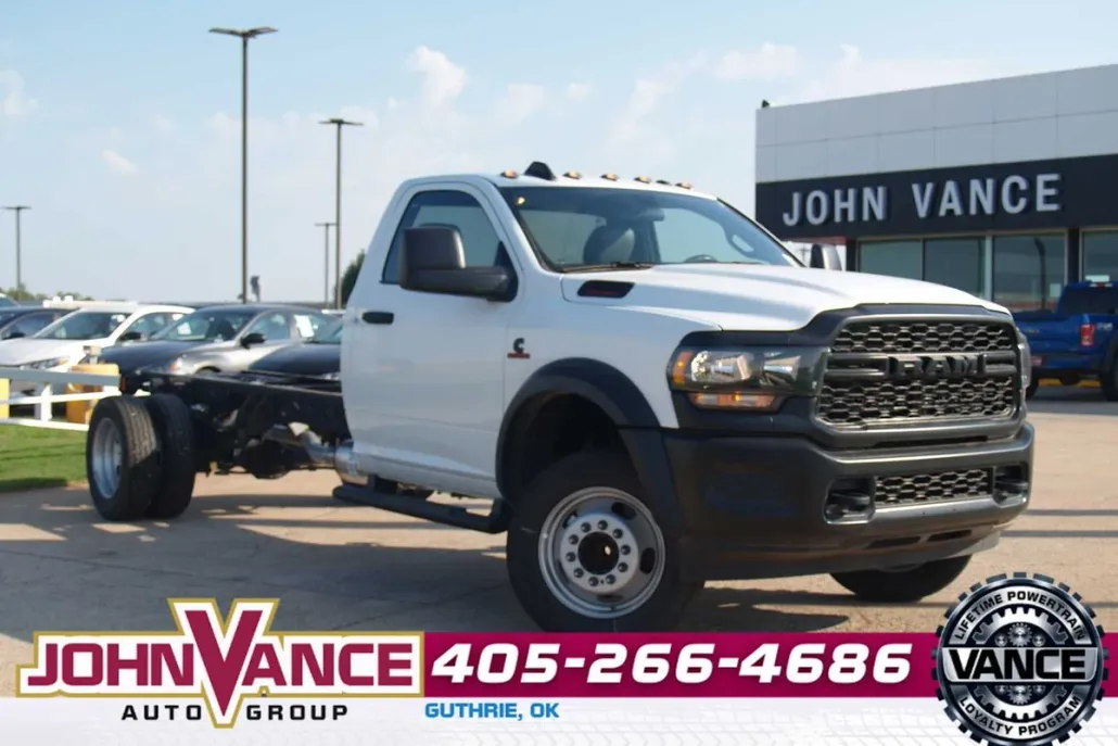 2024 Ram 5500 Tradesman photo 1