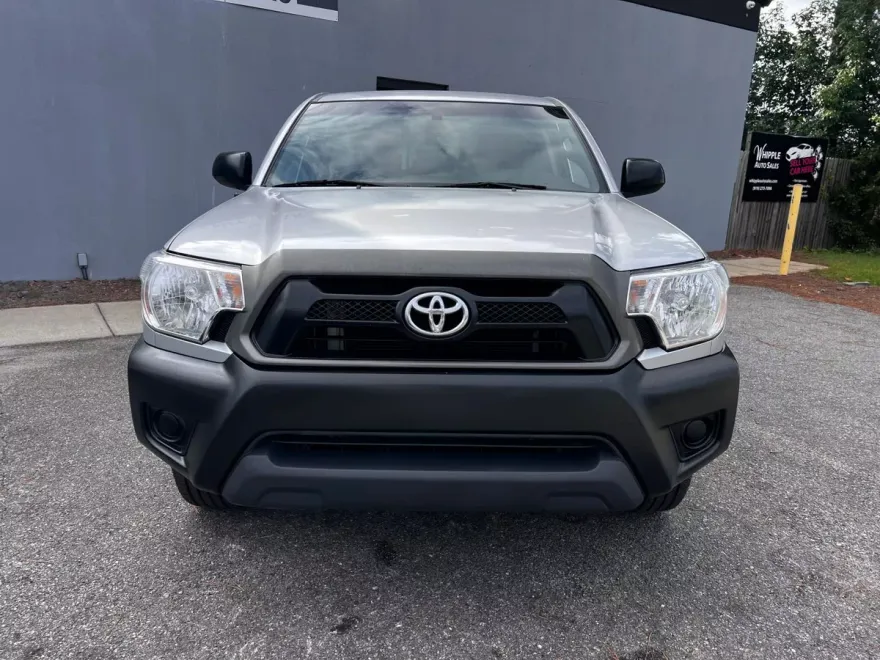 2012 Toyota Tacoma photo 1