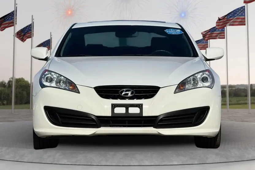 2012 Hyundai Genesis Coupe 2.0T Premium photo 1