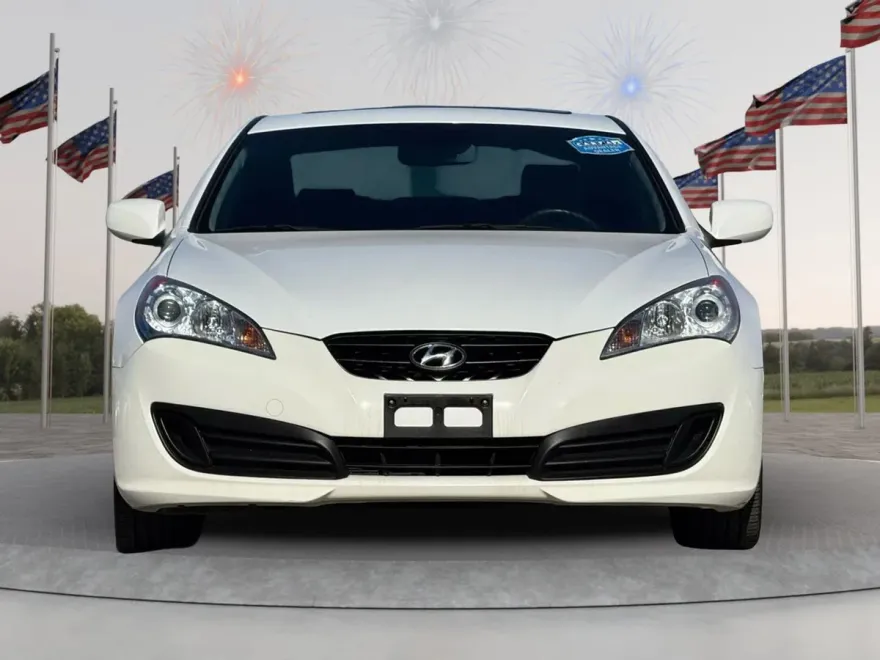2012 Hyundai Genesis Coupe 2.0T Premium photo 1