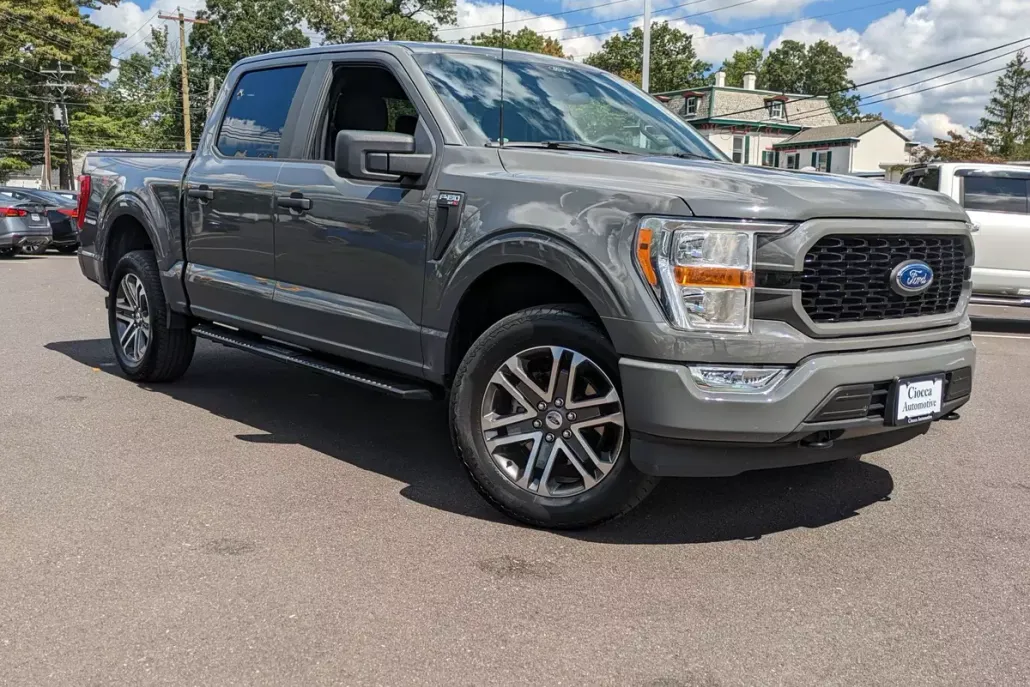 2021 Ford F-150 XL photo 1