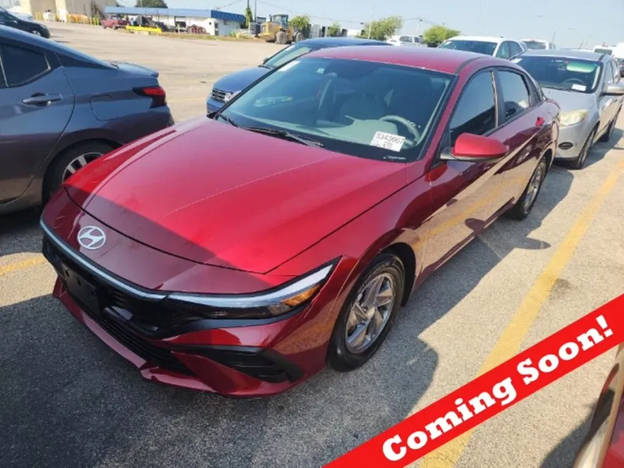 2024 Hyundai Elantra SE photo 1