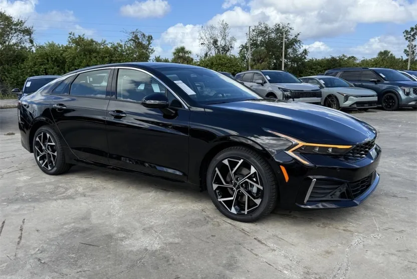 2026 Kia K5 EX photo 1