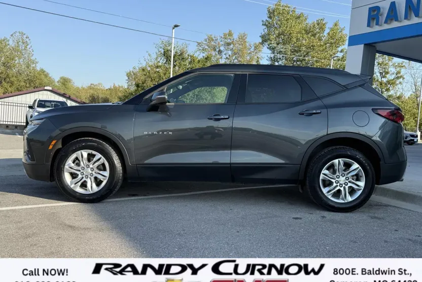 2019 Chevrolet Blazer Base 2LT photo 1