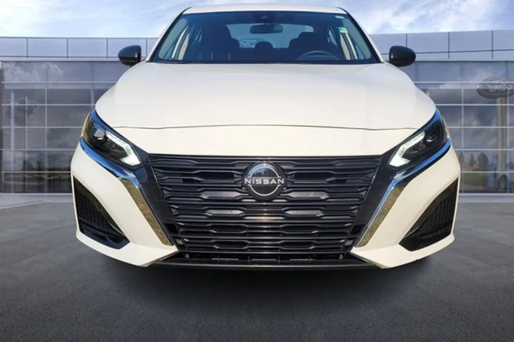 2024 Nissan Altima 2.5 S photo 1